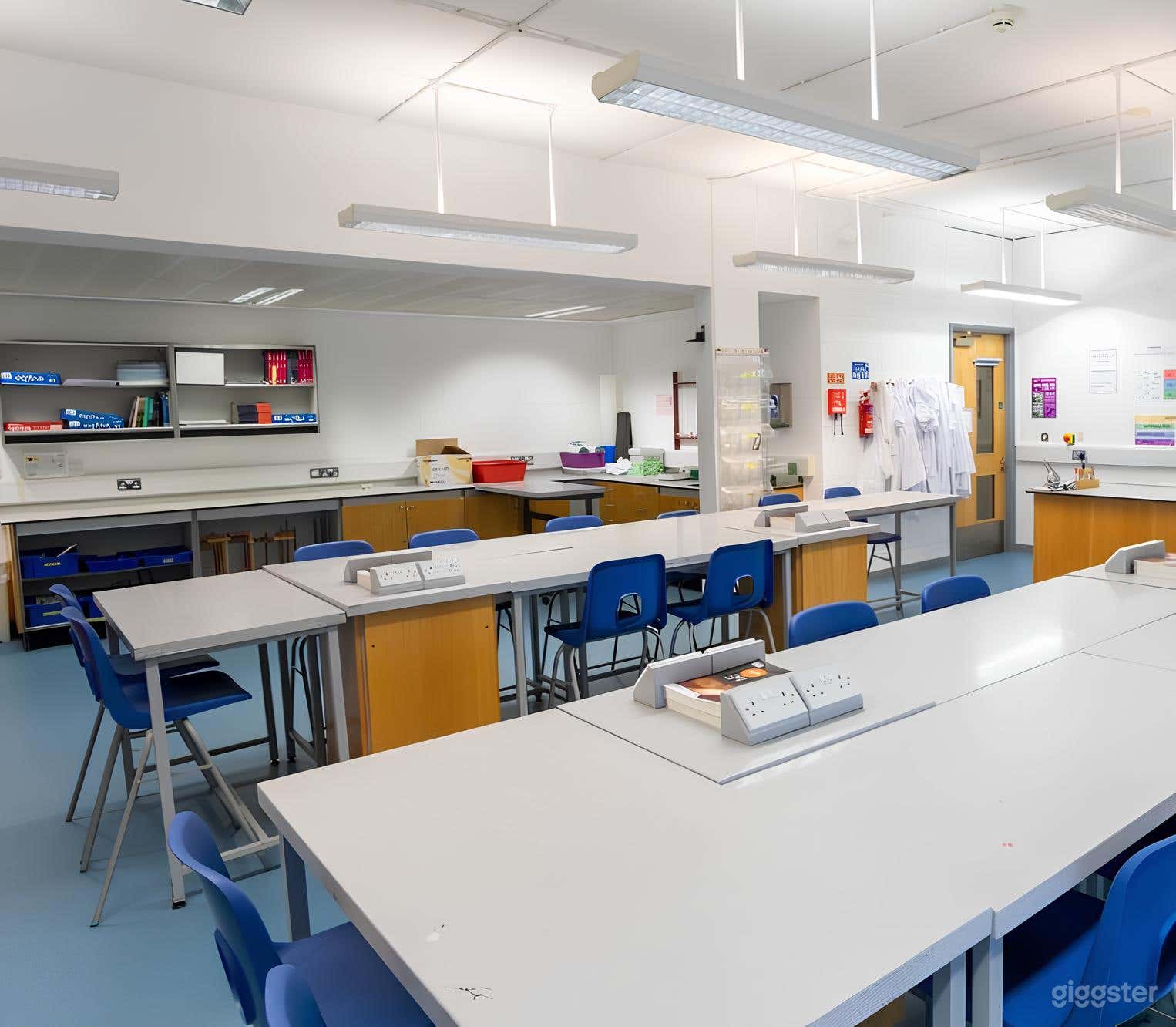 Science Lab - Enfield Photo 4