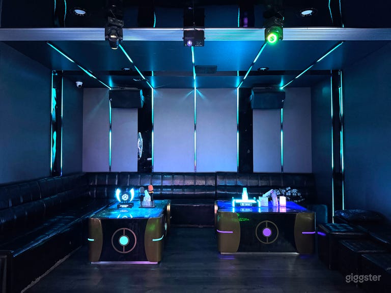  Futuristic-Modern Venue with Production Amenities 