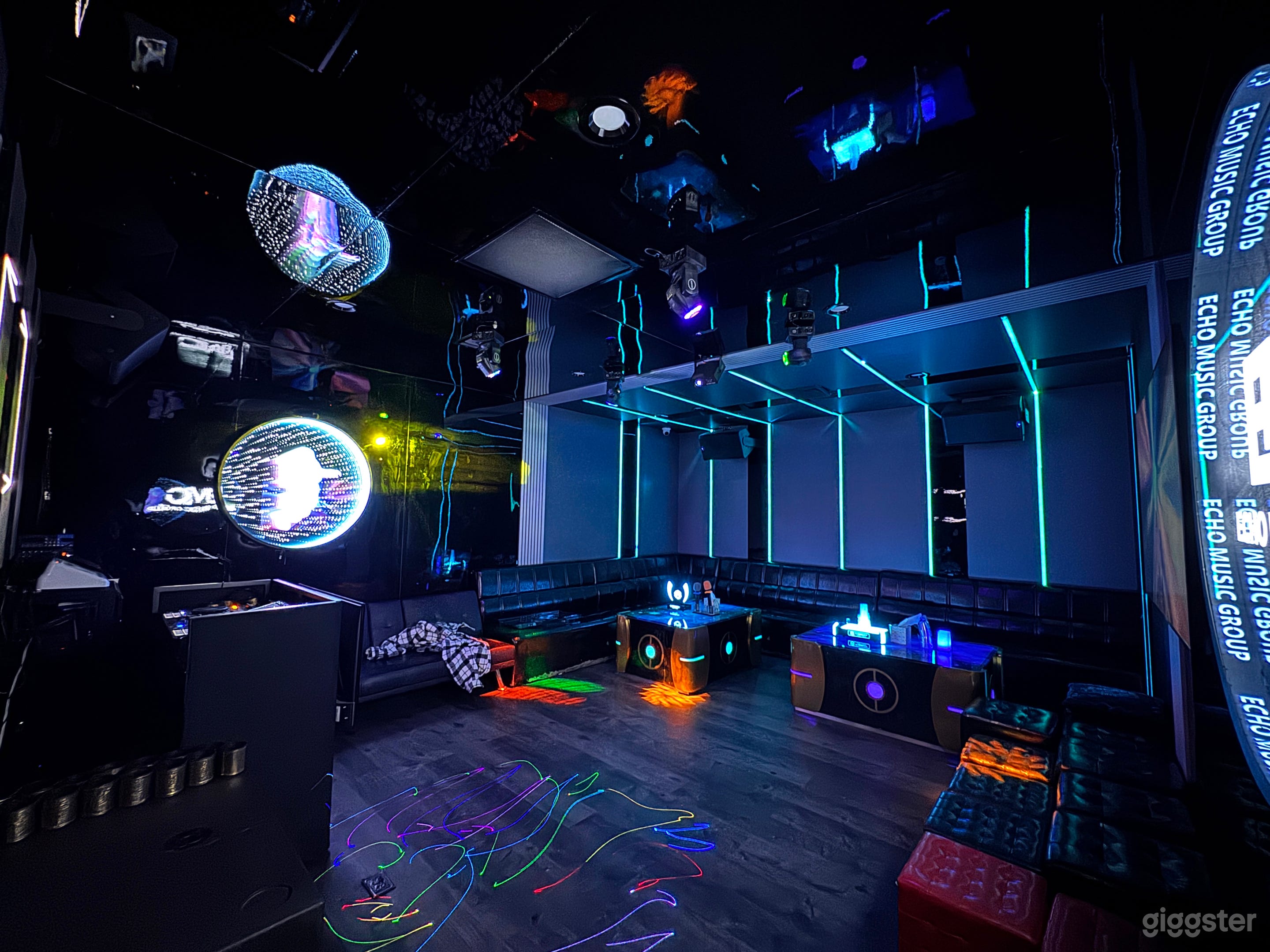 Futuristic-Modern Venue with Production Amenities Photo 3