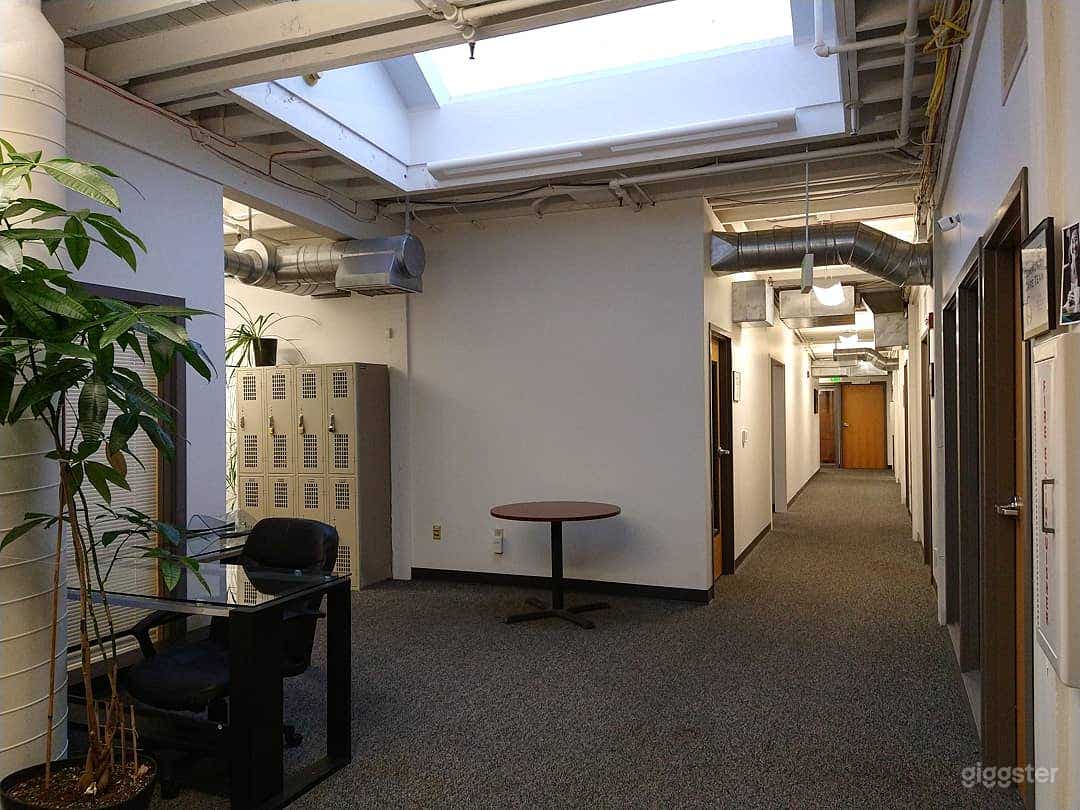 Medium Conference Room in Eugene Photo 3