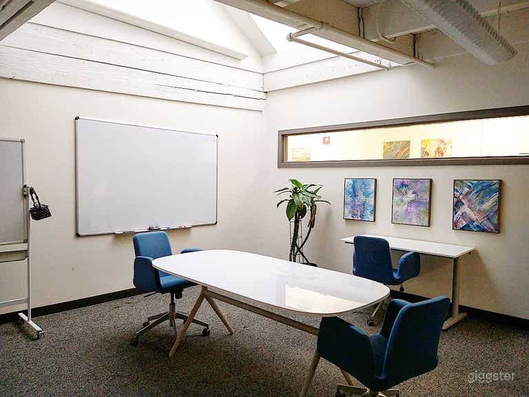  Medium Conference Room in Eugene 
