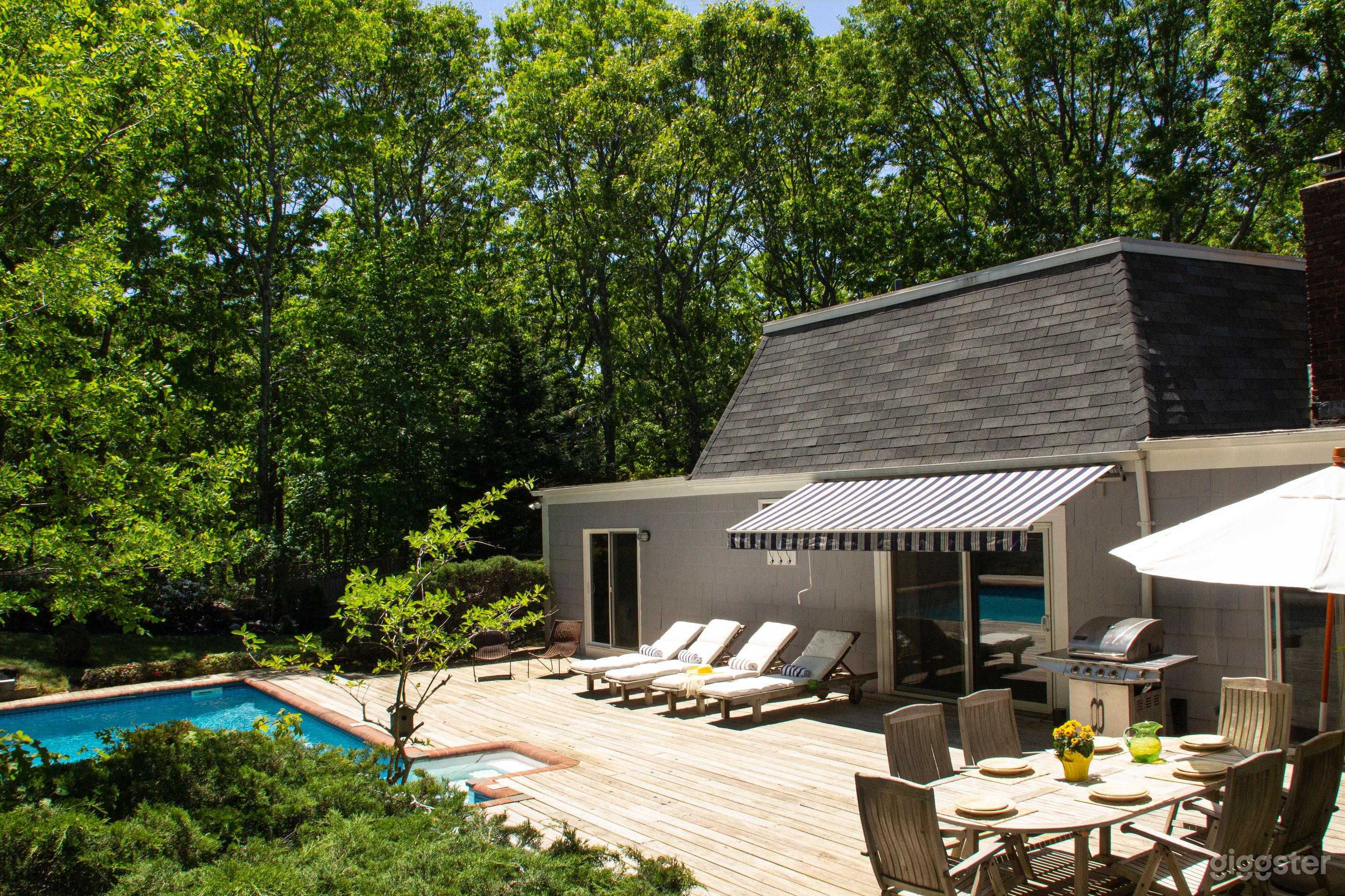 Hamptons cosy family house Photo 1