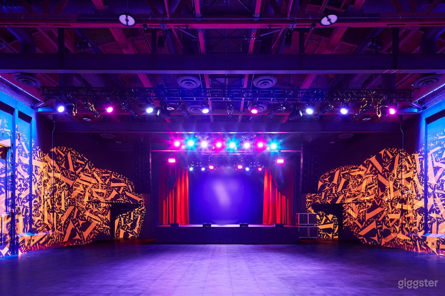 A World Class Multi-Purpose Venue in Hollywood Photo 1