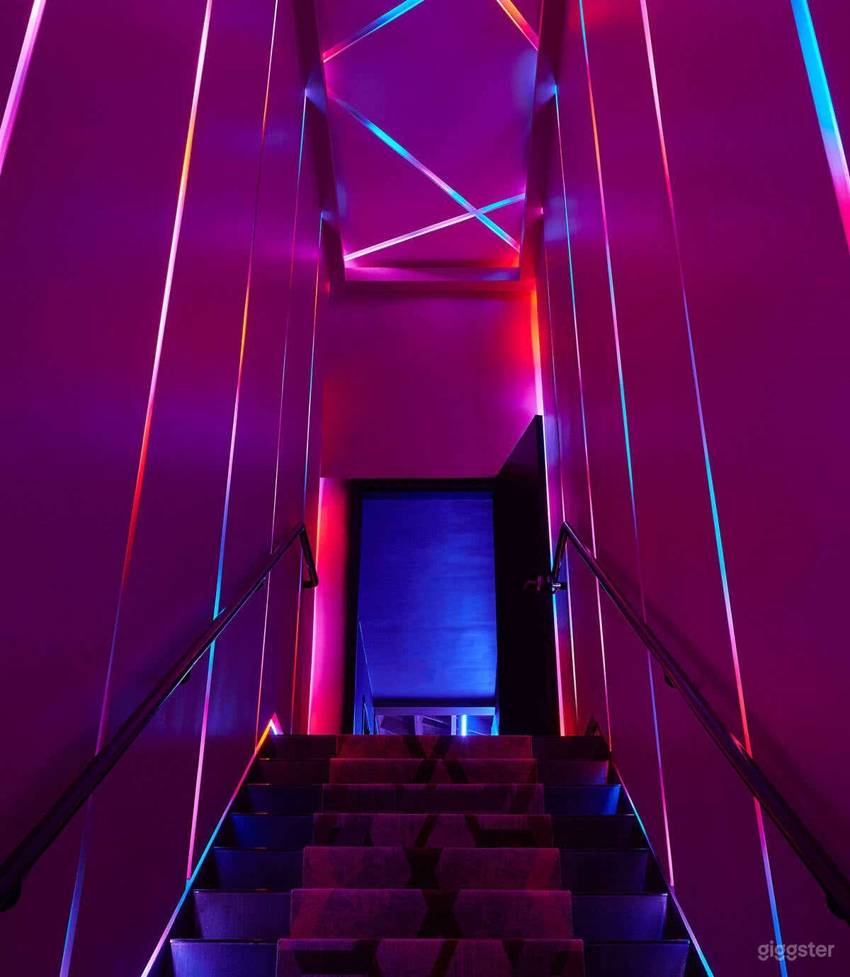 A World Class Multi-Purpose Venue in Hollywood Photo 4