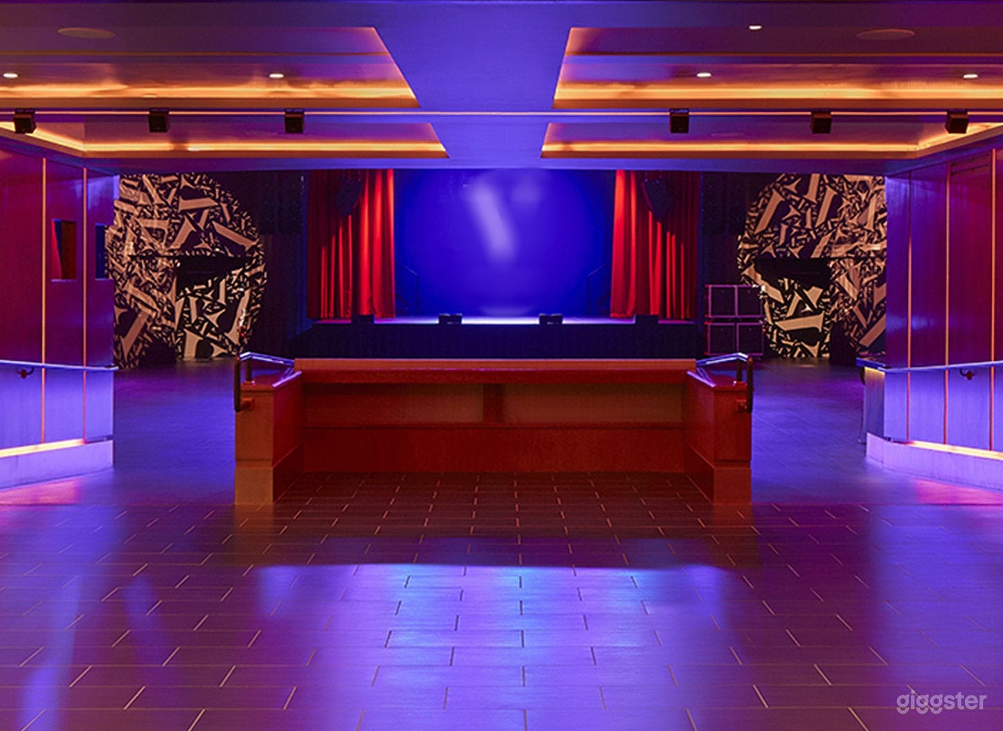 A World Class Multi-Purpose Venue in Hollywood Photo 3