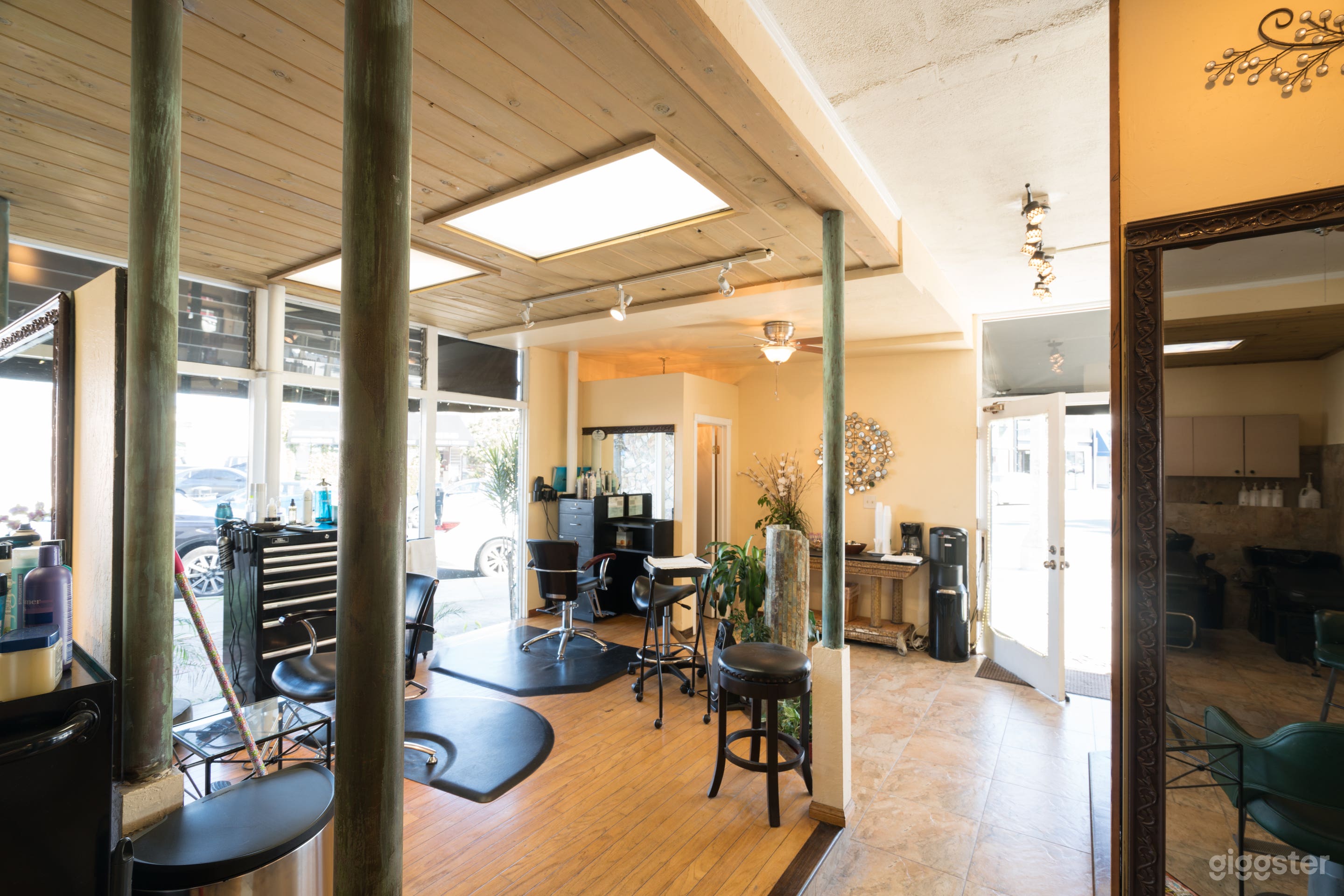 Stylish Hair Studio Photo 3