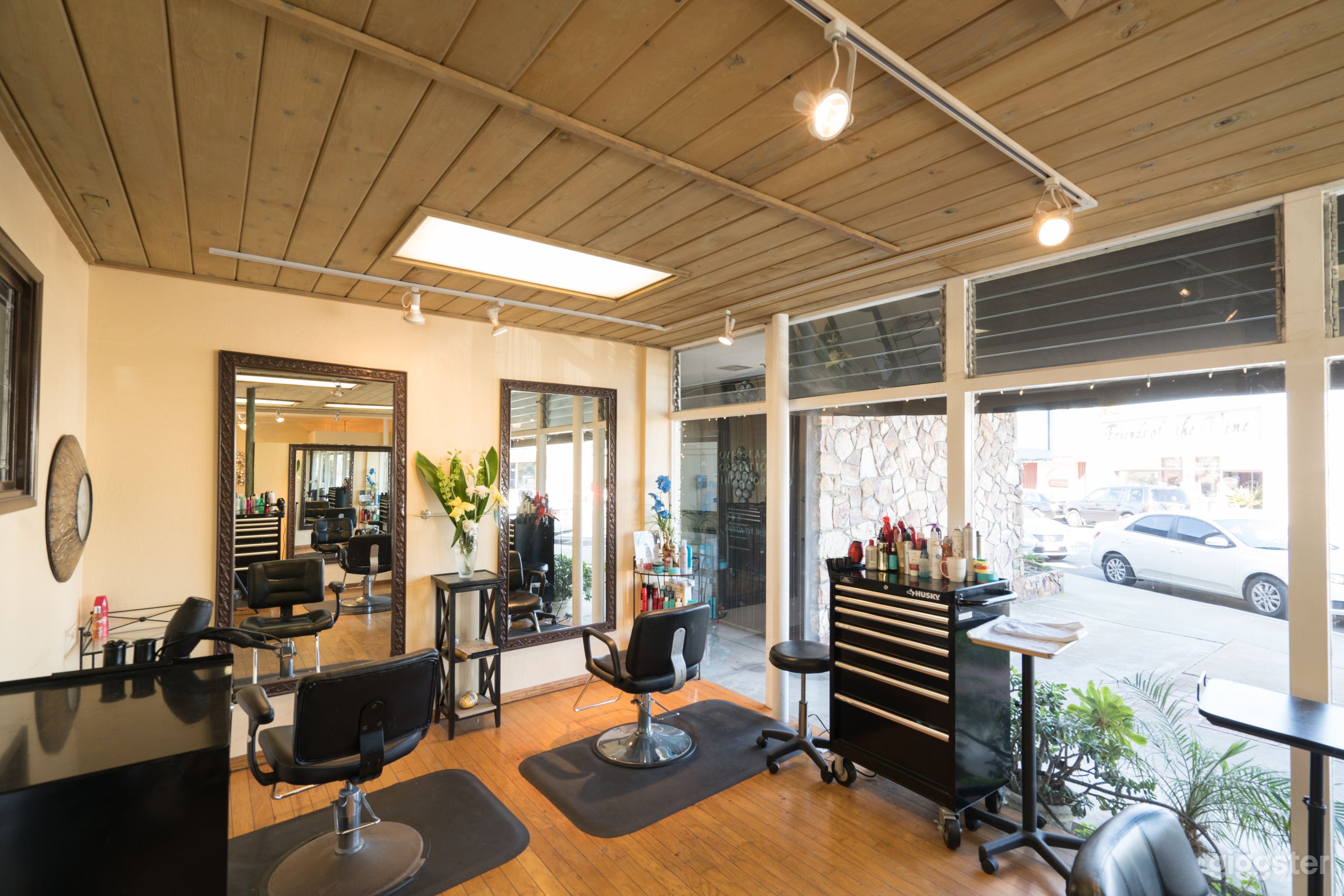 Stylish Hair Studio Photo 1