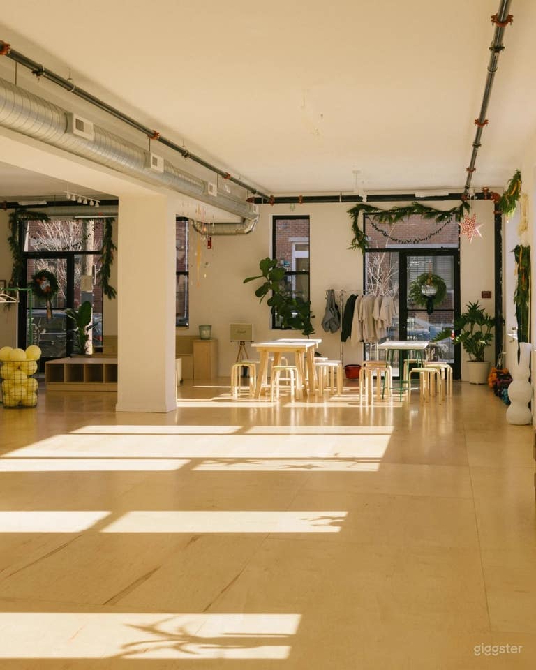  Creative Wellness Studio 