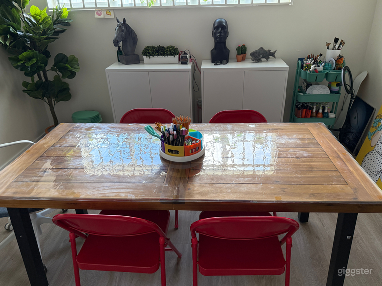  Bright Creative Art Studio in Kendall – Perfect for Small Sh 