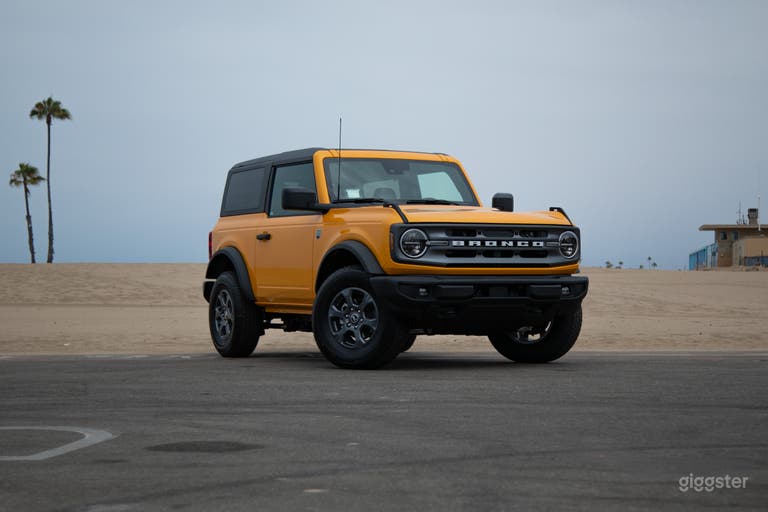  Bronco Off-Road Convertible Truck in ORANGE 