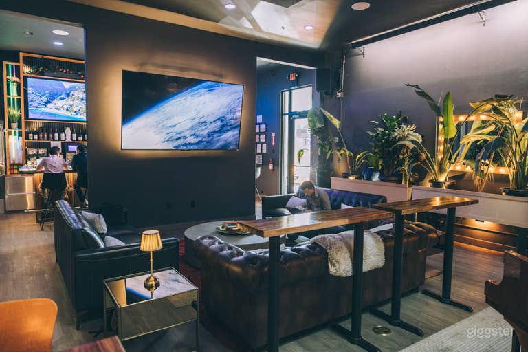  Entertainment Hall with Courtyard 