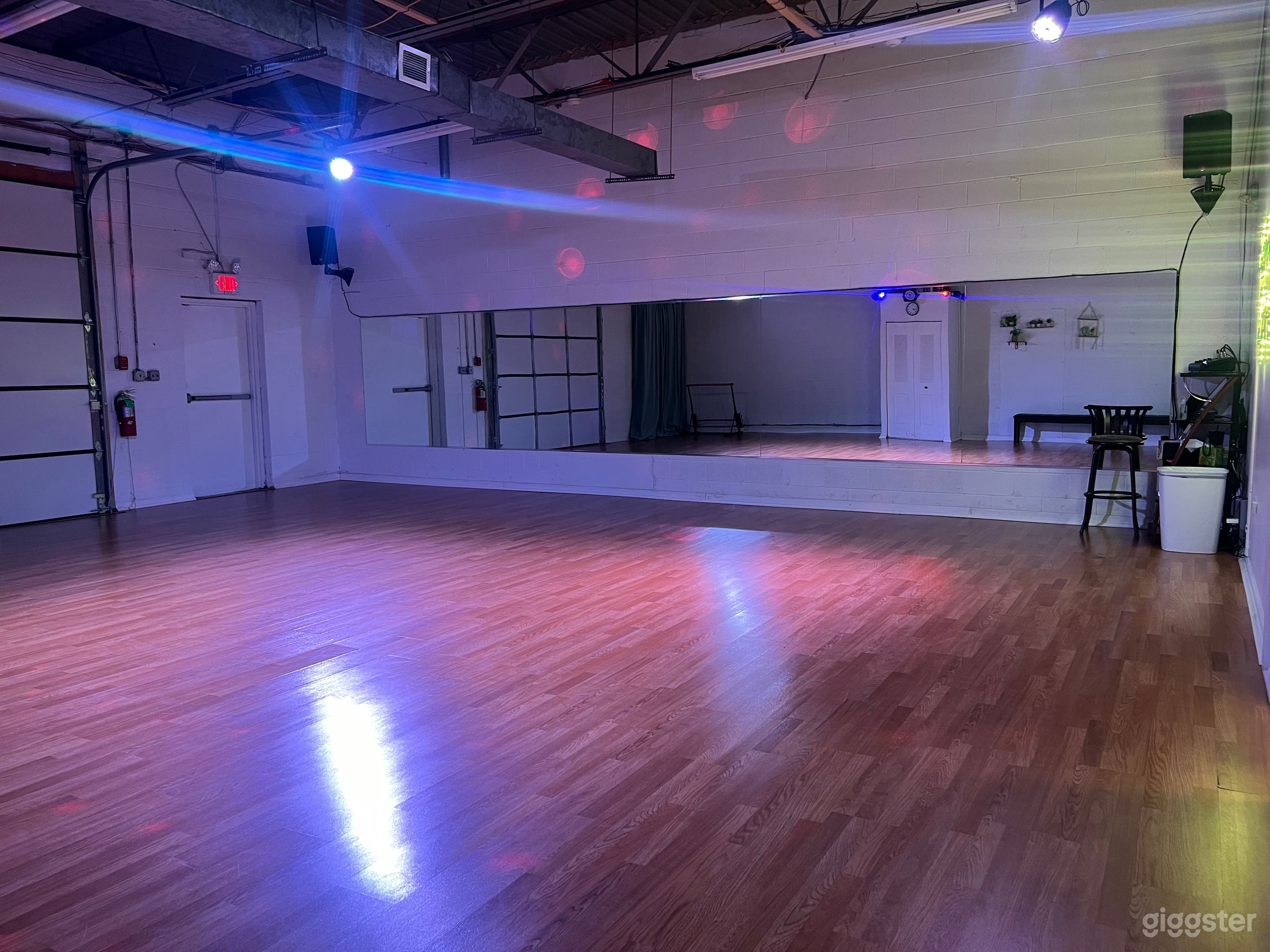 Large Room with Lighting
