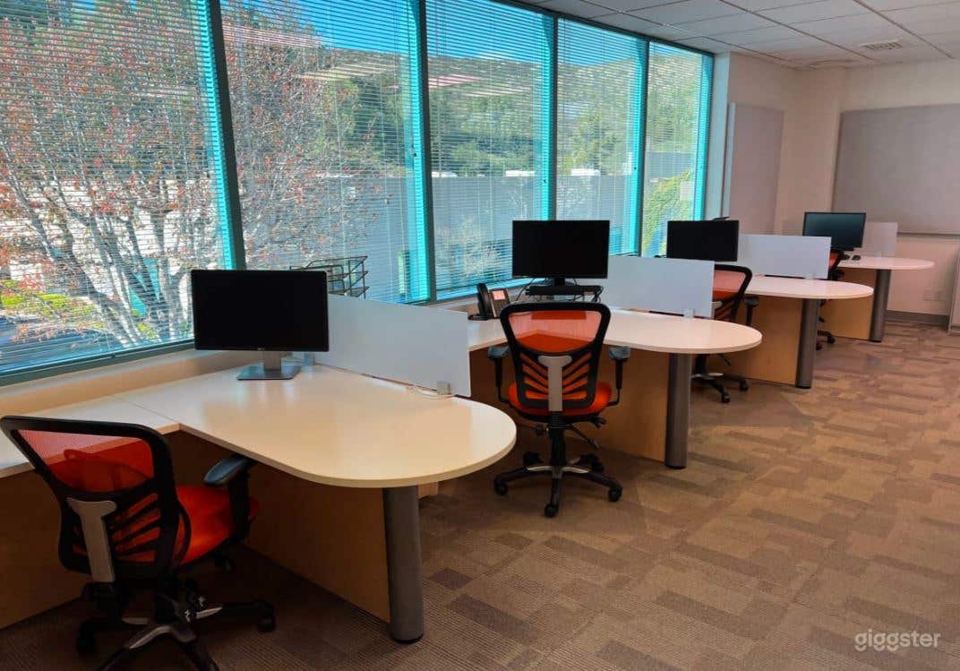 Production/Team Creative Space-Great Natural Light  Photo 3