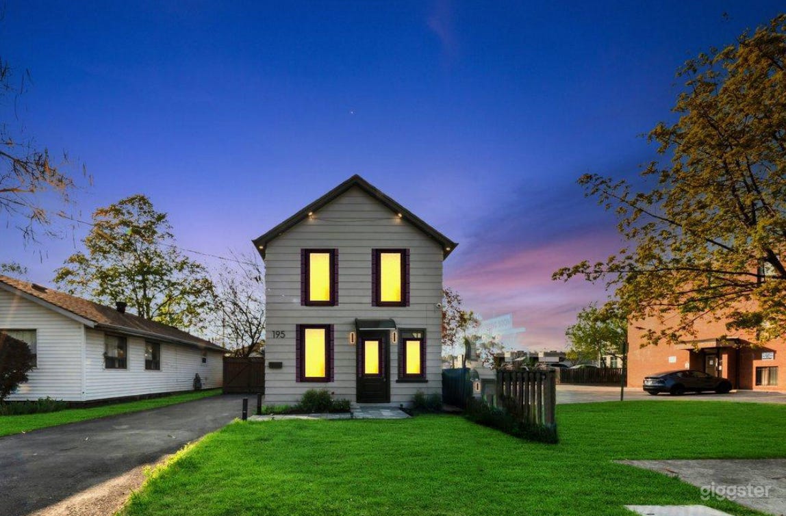 Randi Road Studio Photo 1