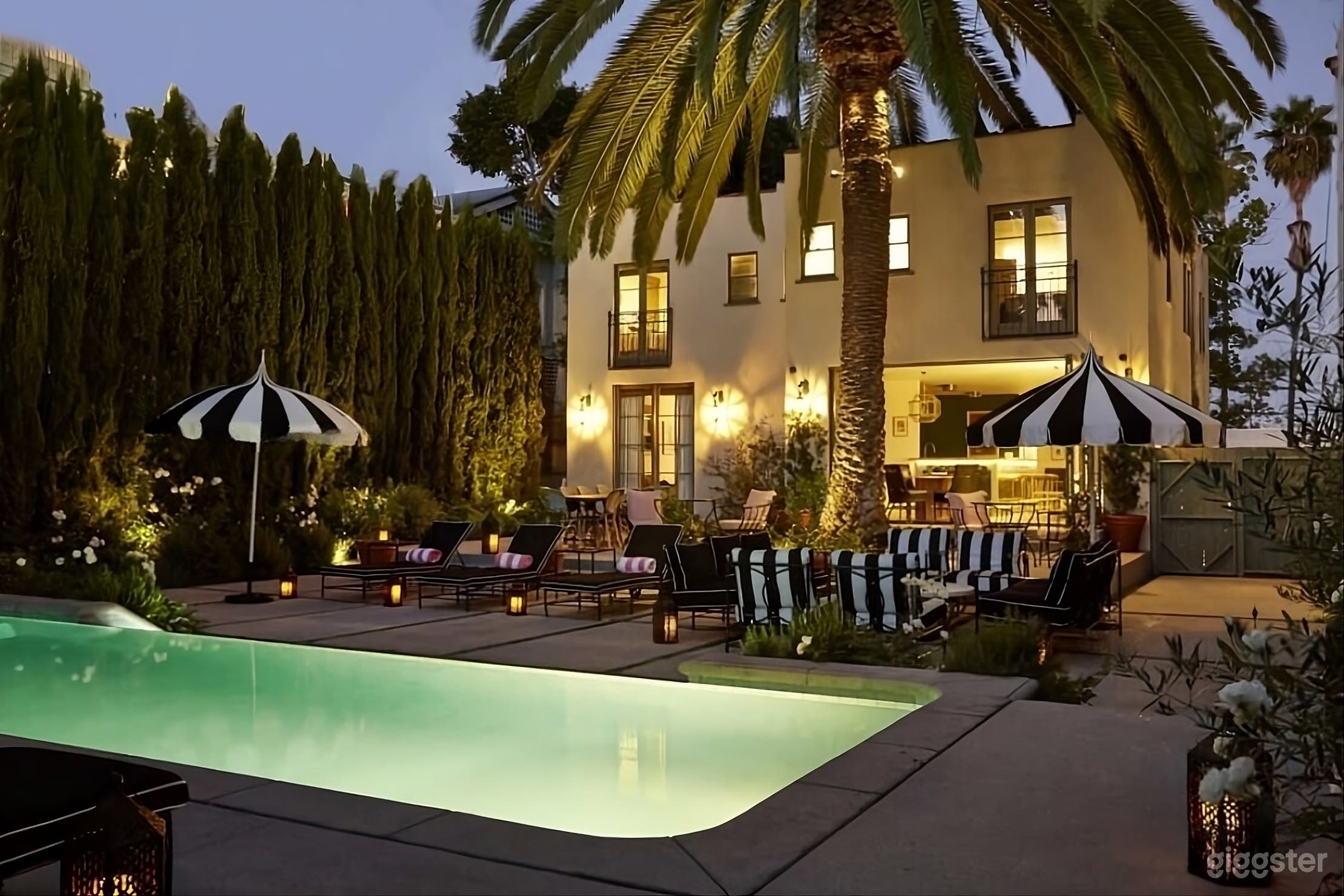 Hollywood Getaway Private Pool & Lounge Experience Photo 1