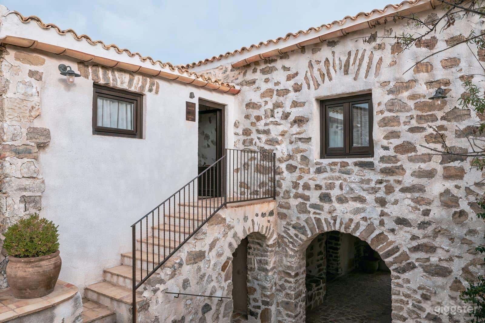 Foto di Ristorante Siciliano con Fascino Mediterraneo Rustico 4