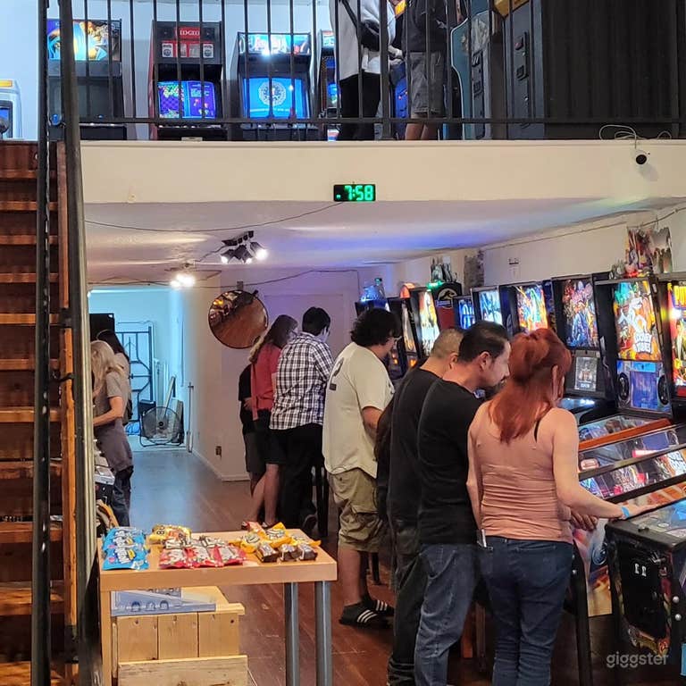  Downtown First floor Pinball 