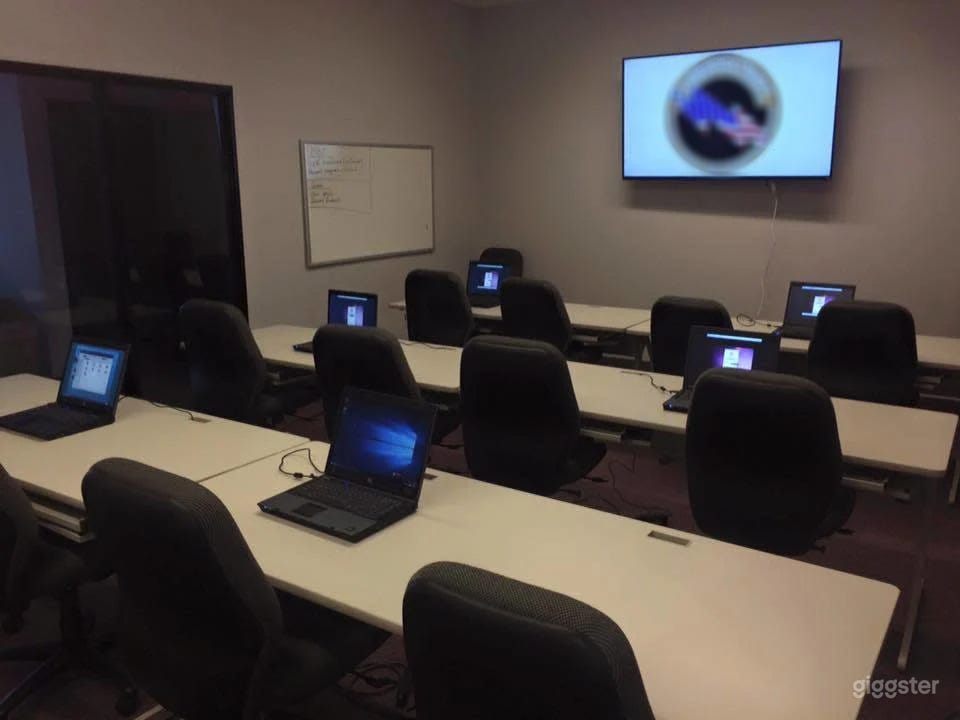 Well Equipped Private Classroom in Elk Grove Photo 3