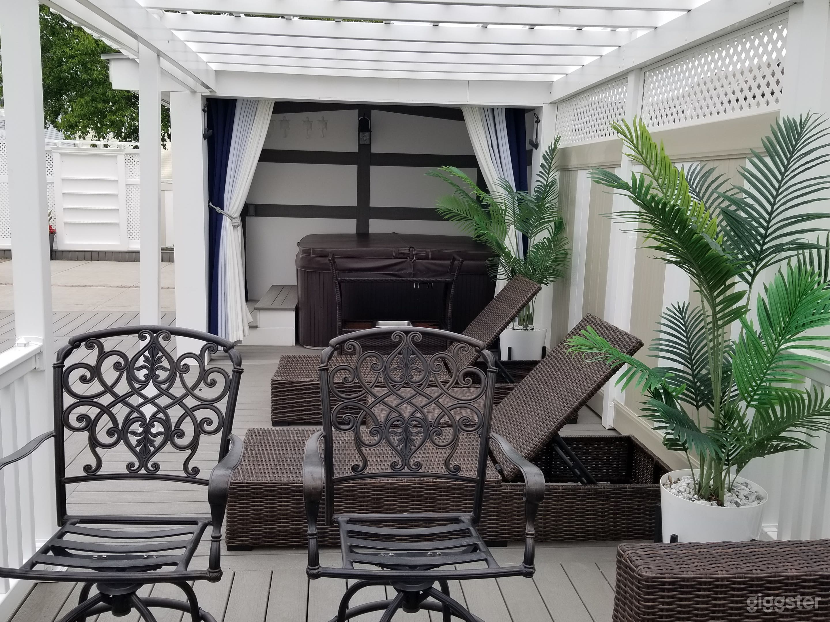 Hot Tub and Loung area in backyard