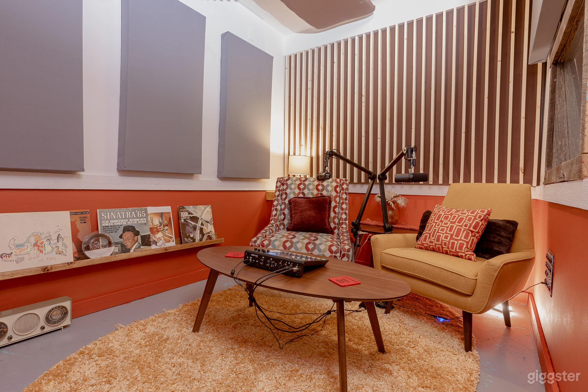 Music Row Podcast Studio and Vocal Room  Photo 1