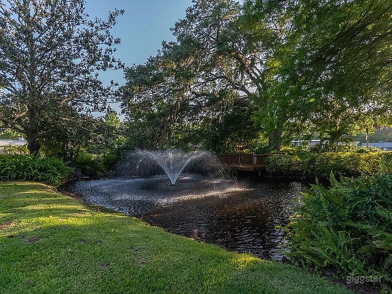  Tropical Screened Pool Estate w Waterfall Spa & Lush Grounds 