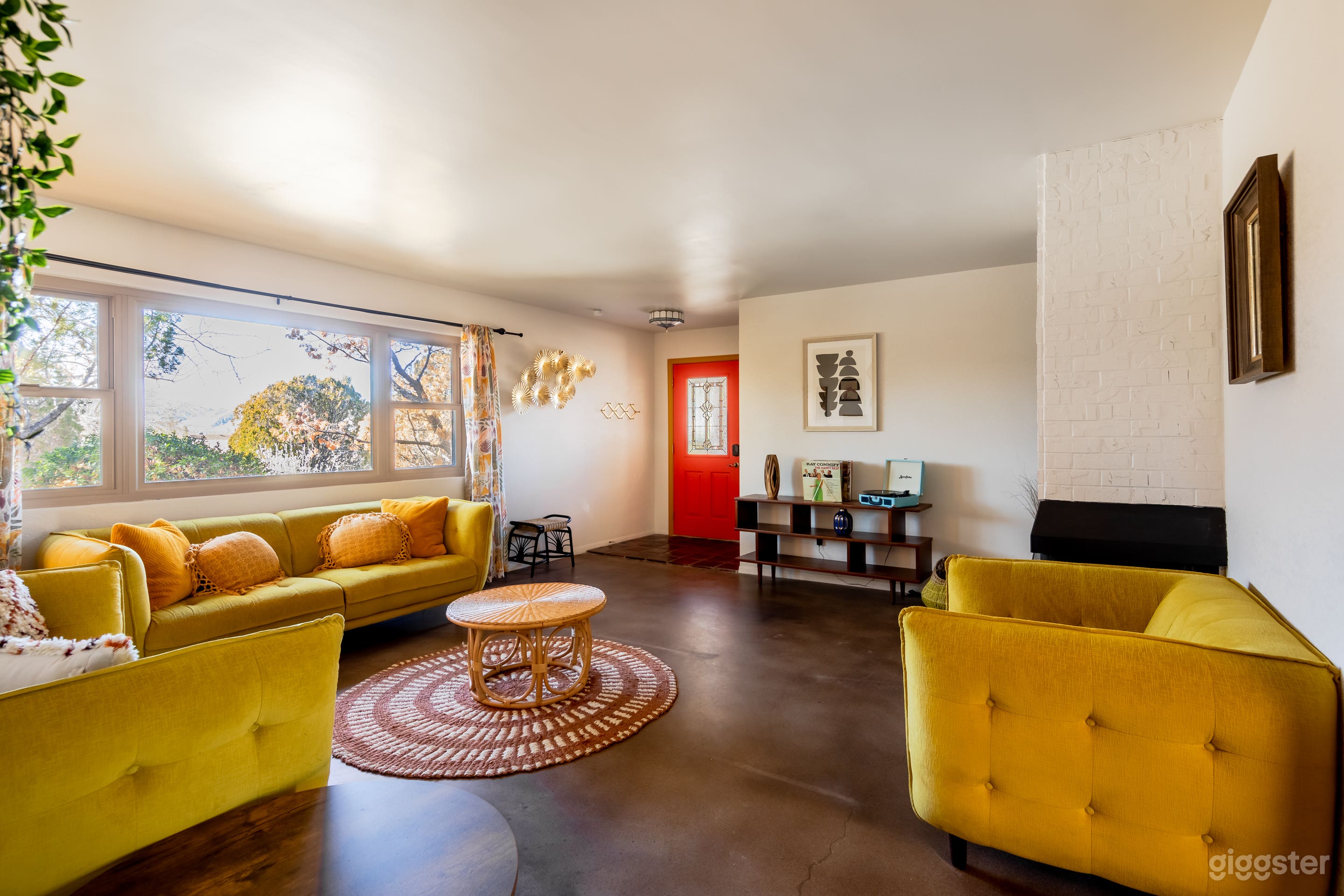 Serene Desert setting Charming Home Photo 2