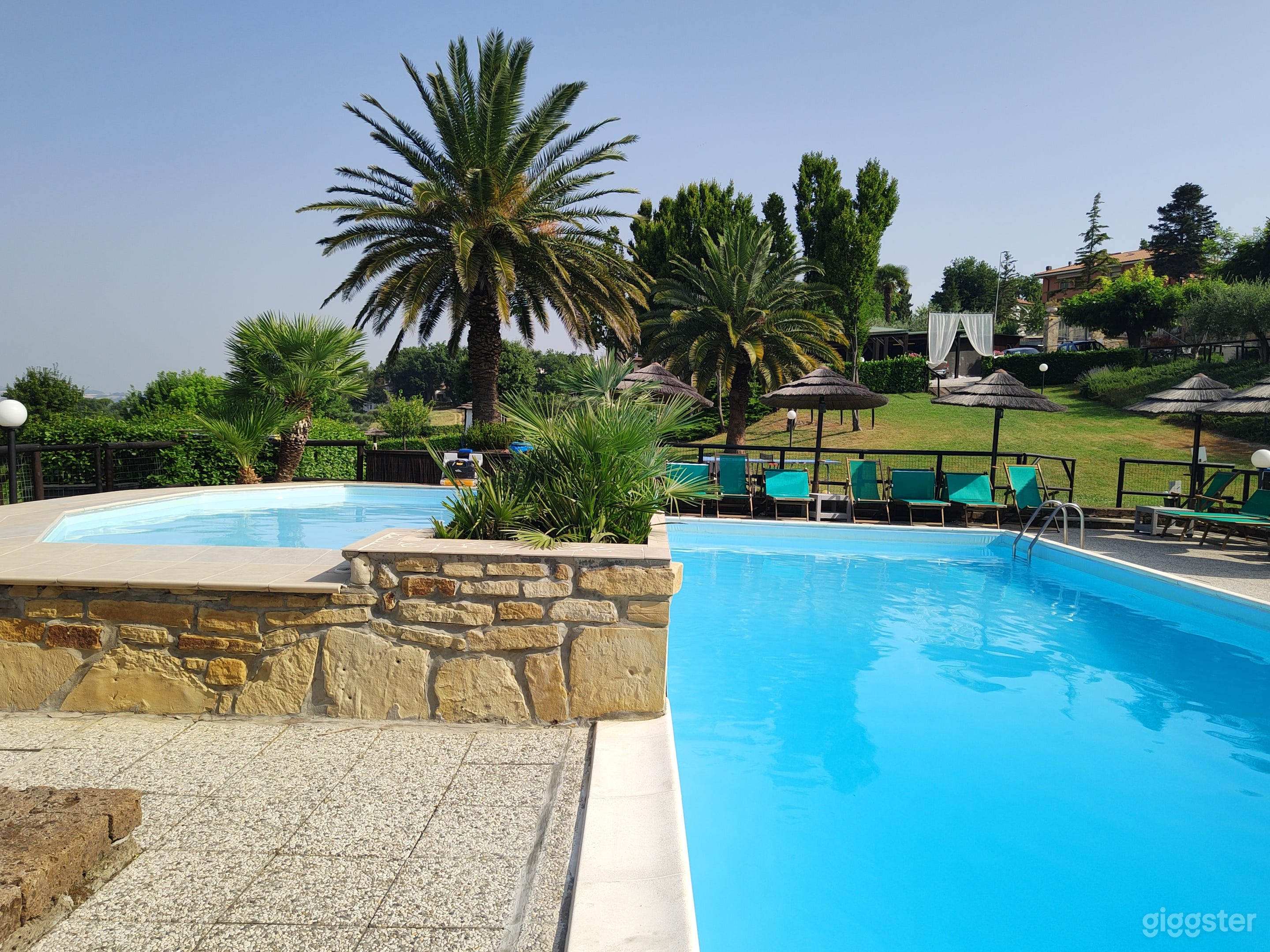 Fitness Country Resort Upon the Hills of Central Italia Photo 2