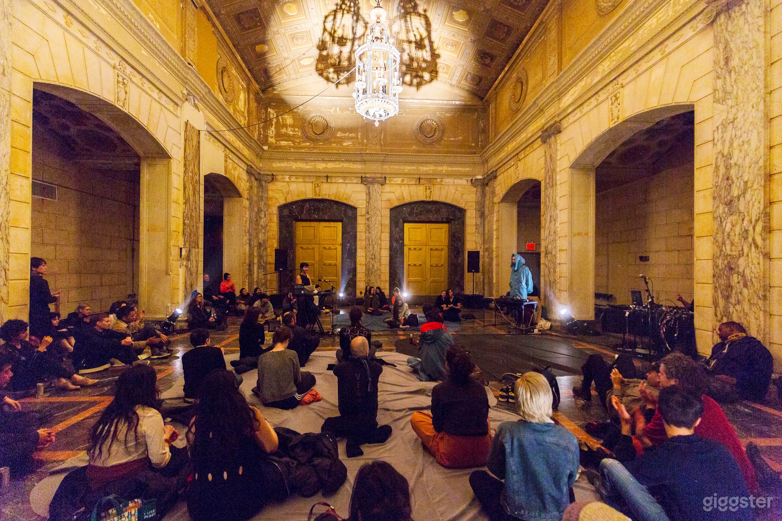 Julia Santoli Siren Sor_Jason Isolini_courtesy ISSUE Project Room