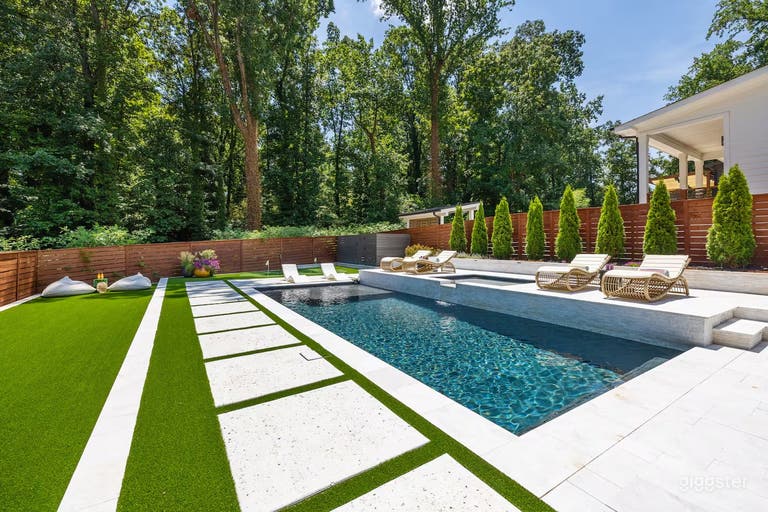  Charlotte Sanctuary | Outdoor Pool 