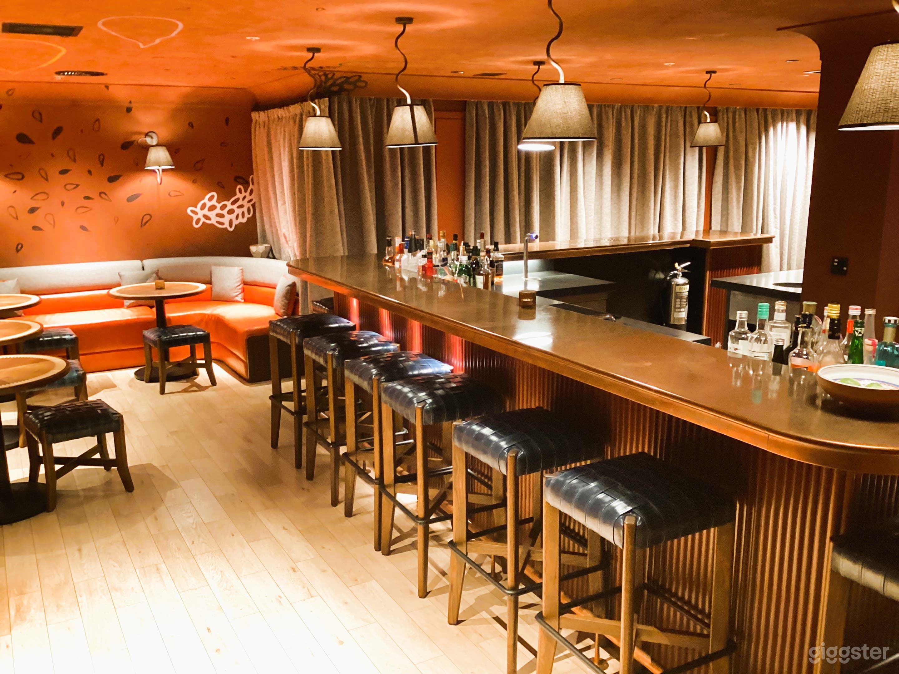 The Clandesti - A speak easy bar with a Spanish flair Photo 4