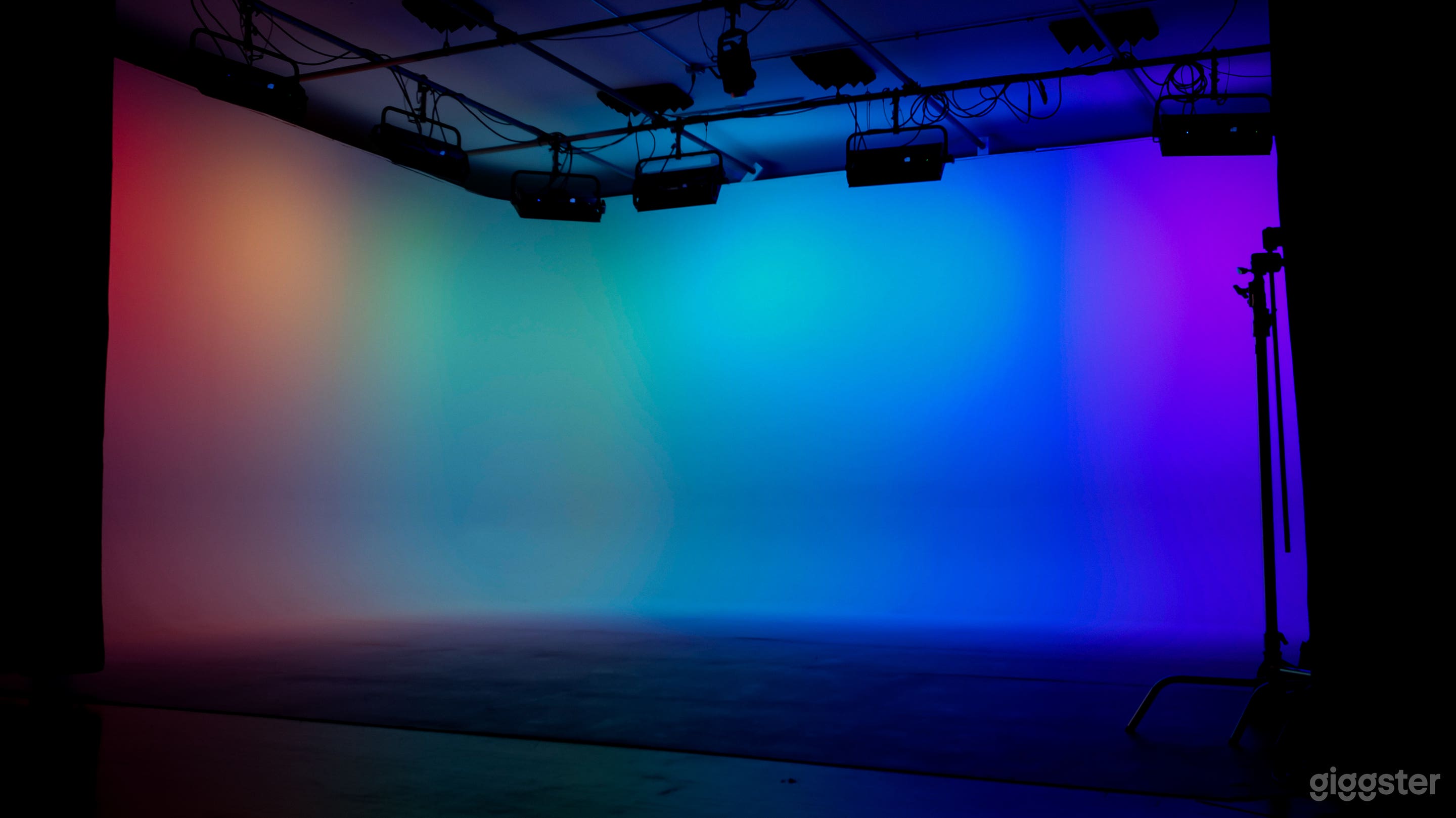 Flexible Film and Photography Studio in West Loop Photo 1