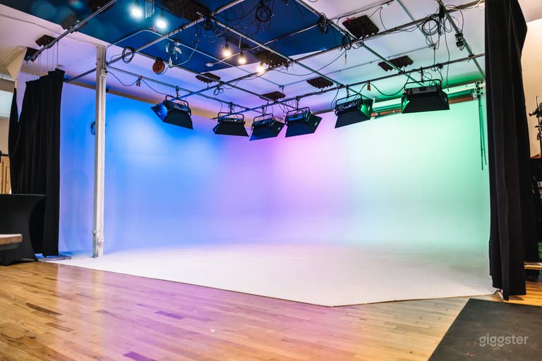  Flexible Film and Photography Studio in West Loop 