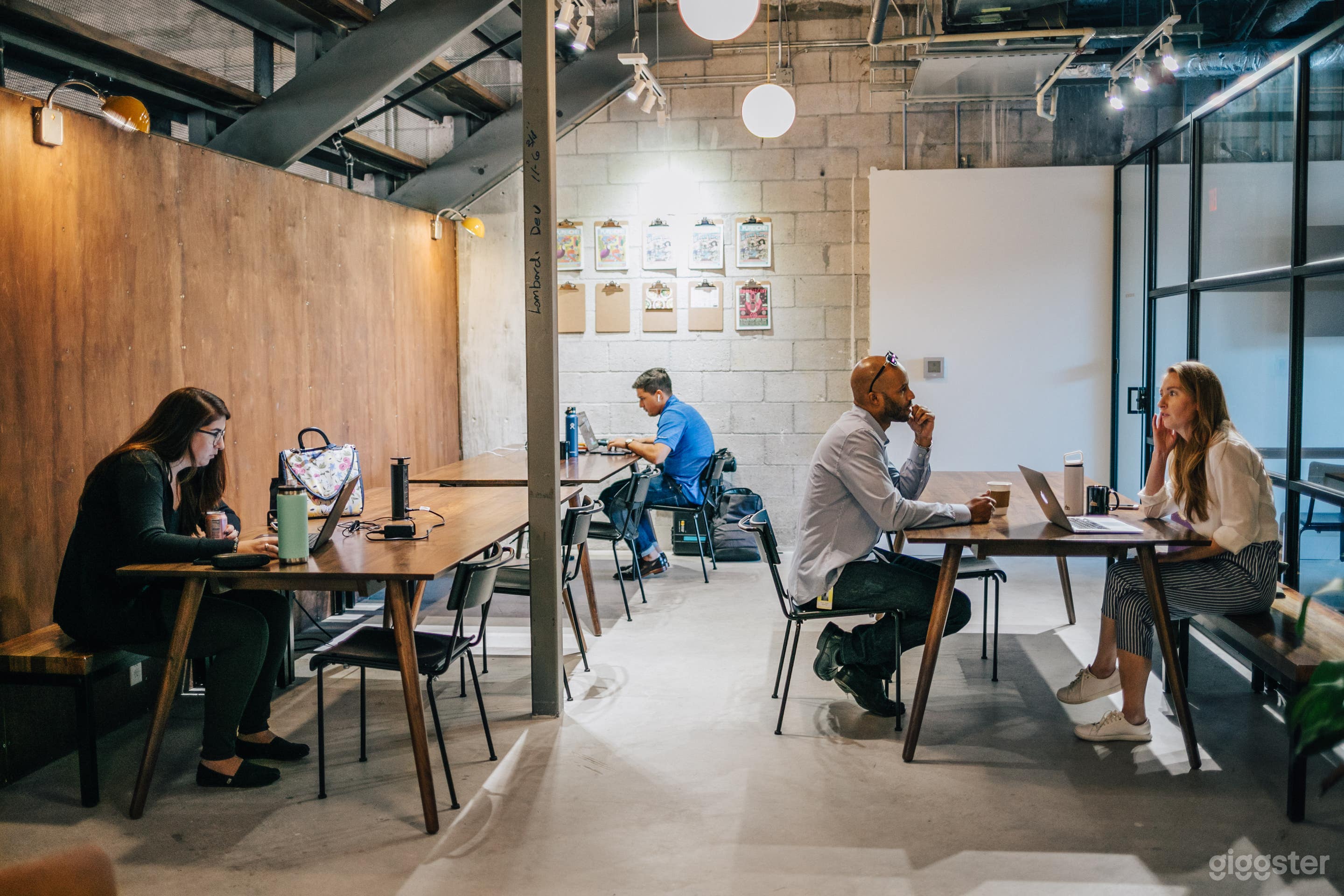 Multipurpose Spacious Event Space Photo 3