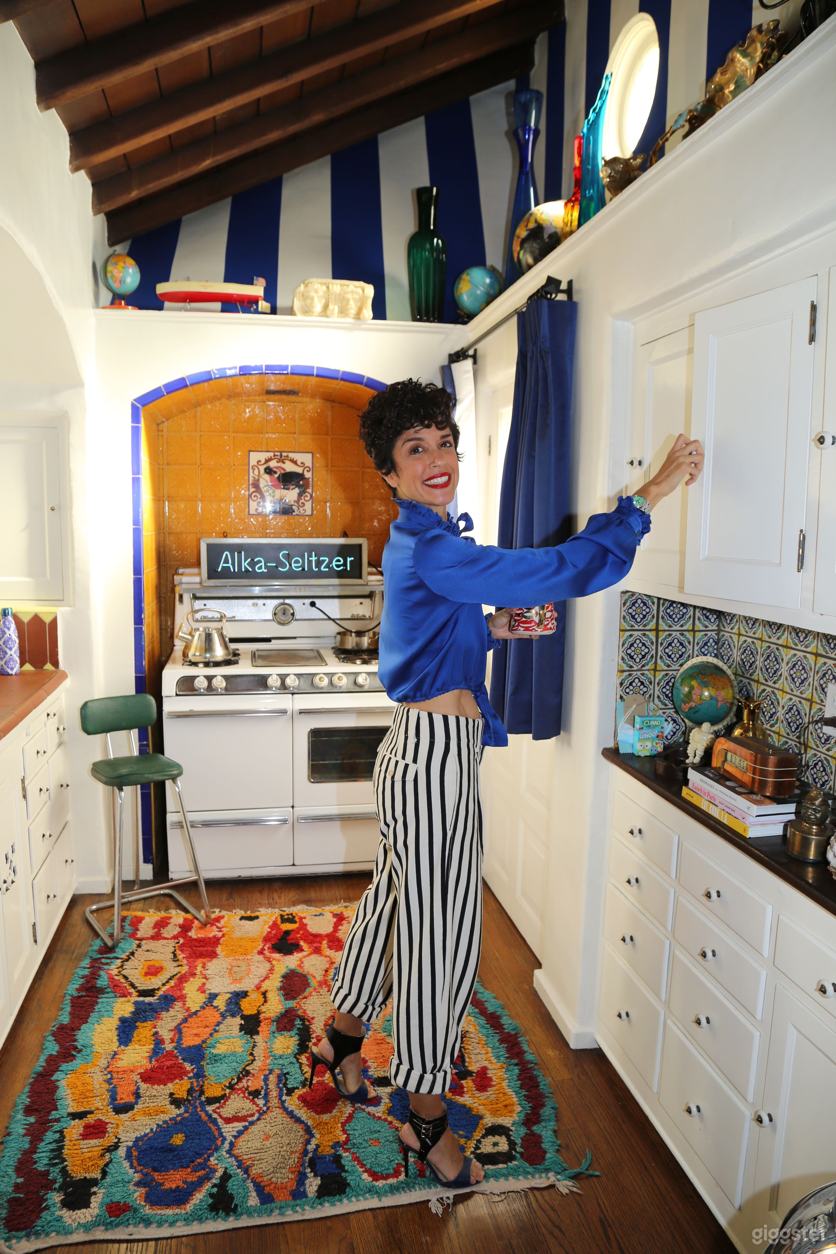 Kitchen. O'keefe and Merritt stove.