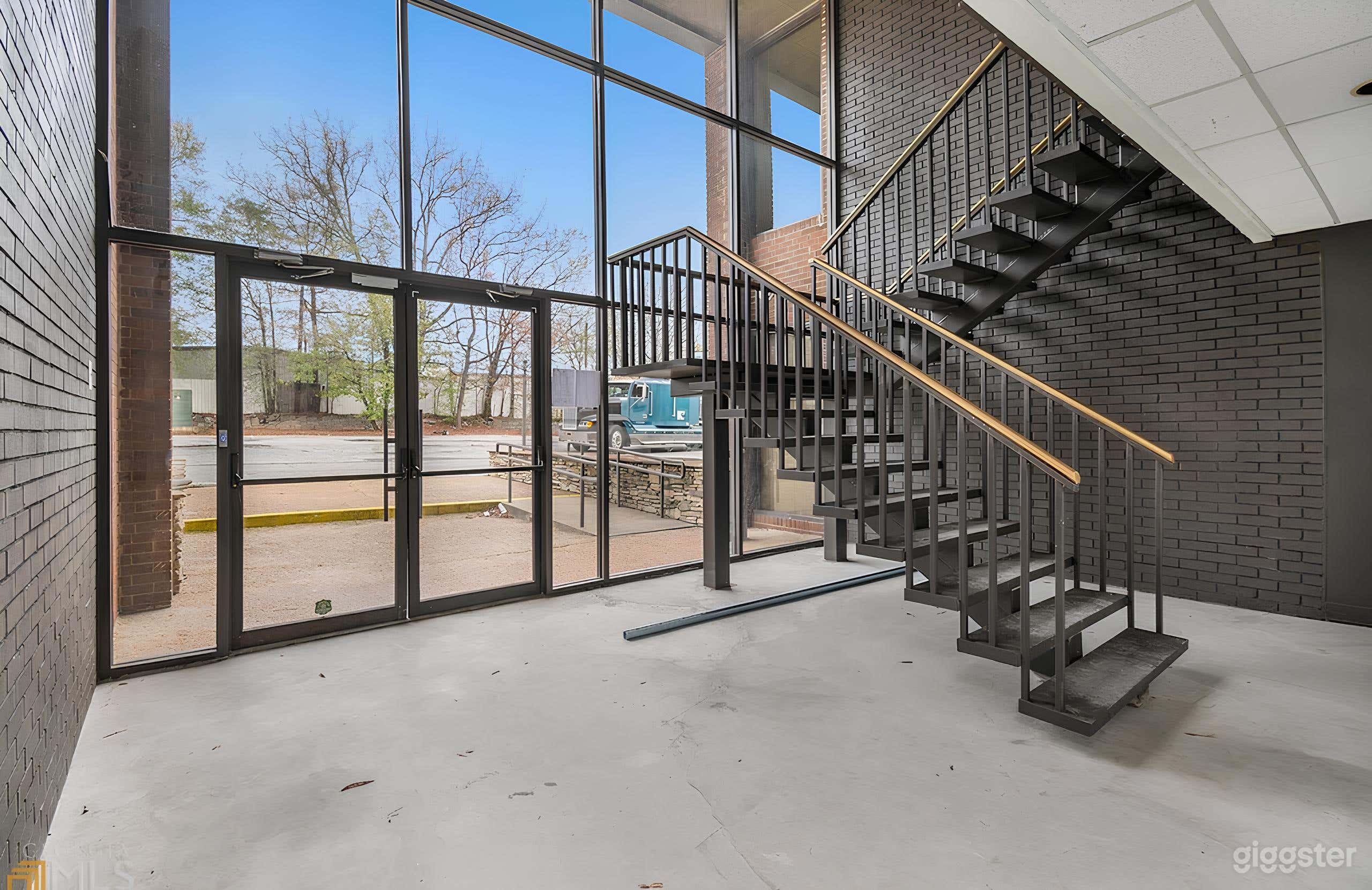 Modern, Industrial Event Space in Downtown Marietta Photo 4
