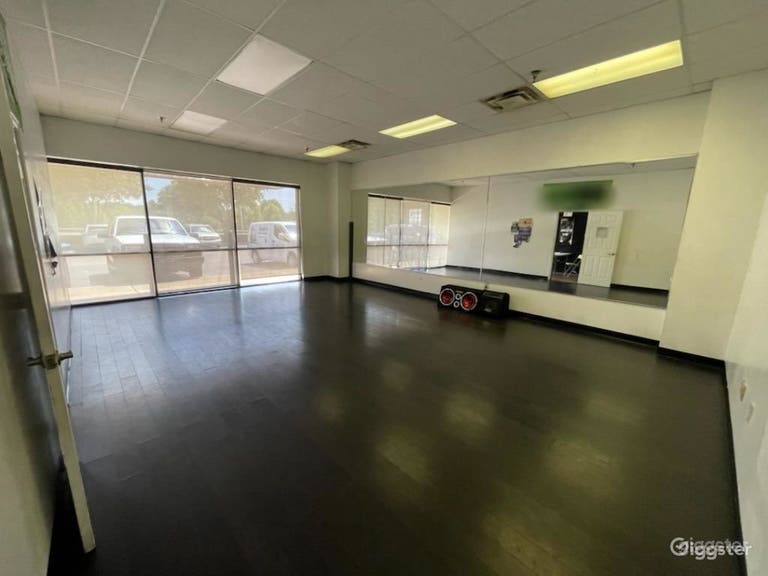  Dance Studio 2 for 20 People 