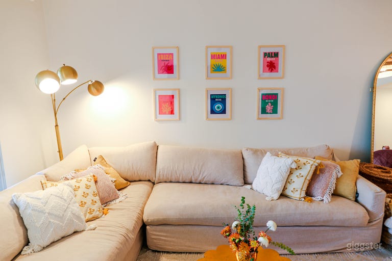  Beach Condo with Lakeside View 