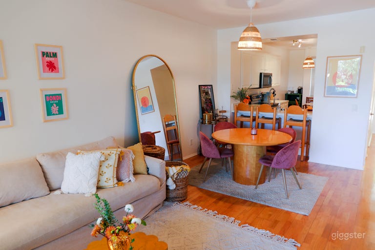  Beach Condo with Lakeside View 