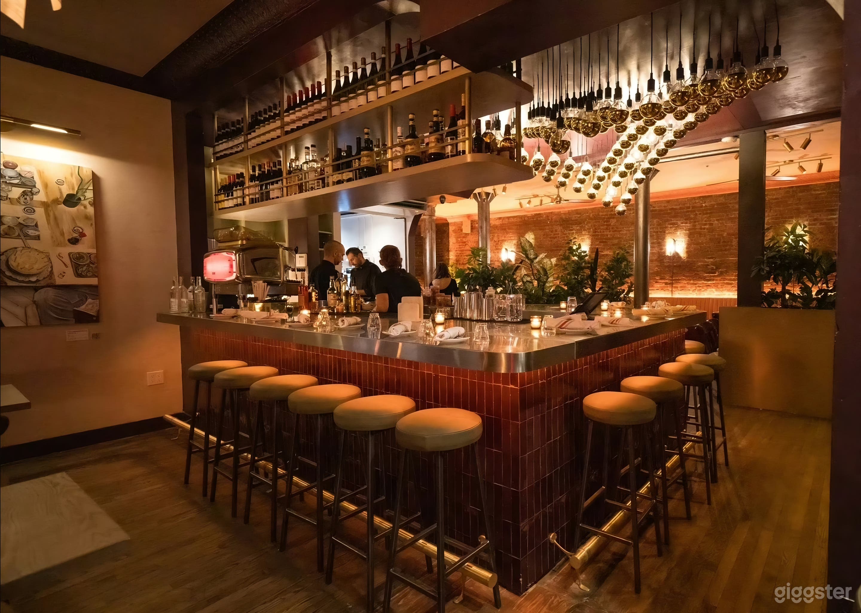 Modern Italian French Restaurant &amp; Cafe Photo 4