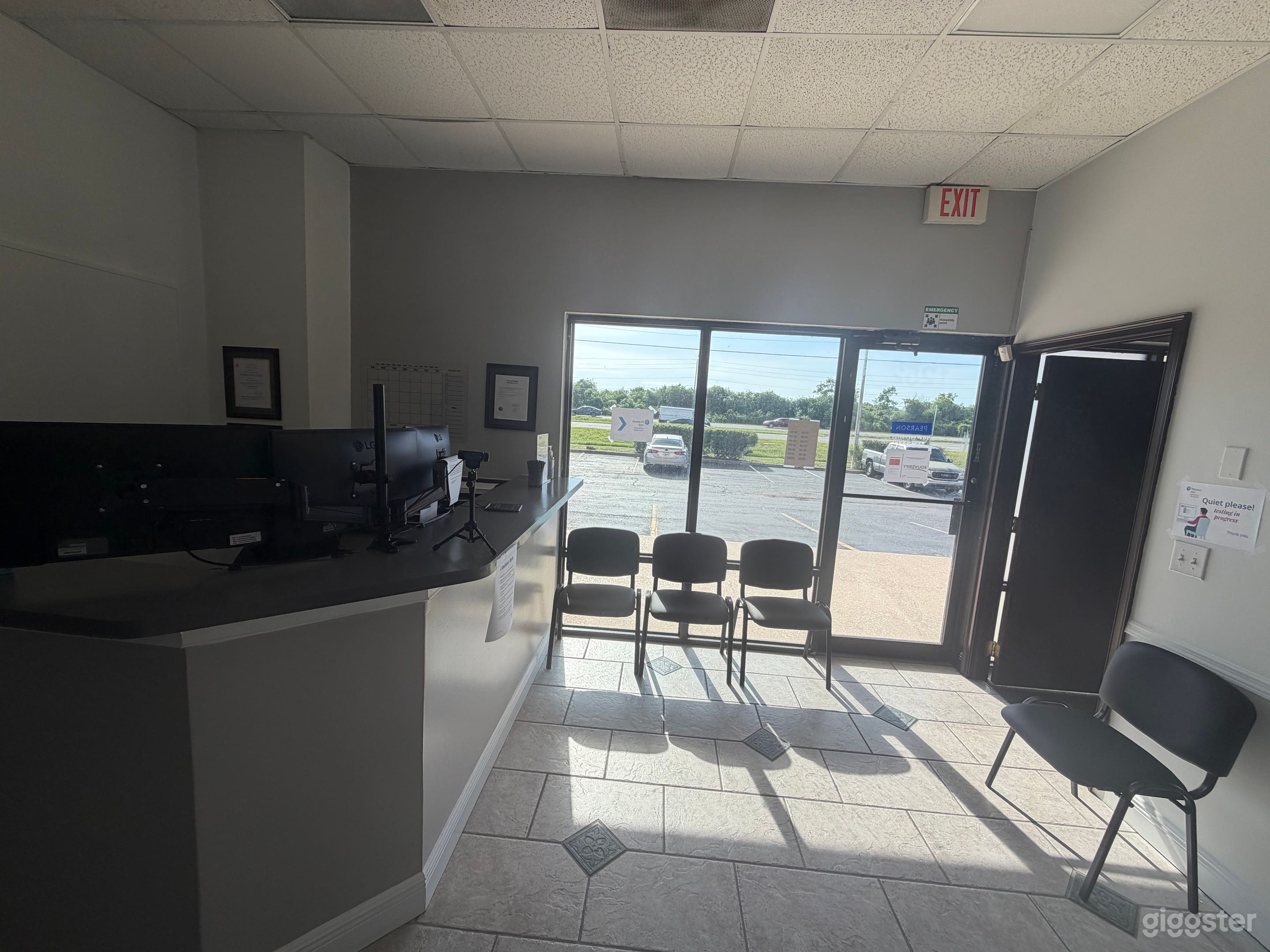 Conference Room and Office. Photo 4