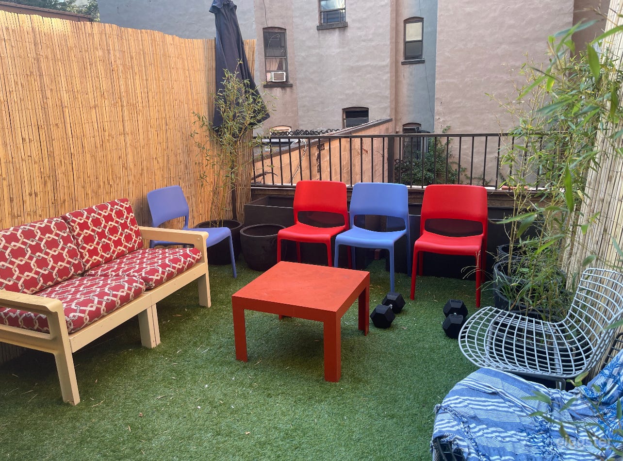 Modern stylized nyc apt awesome outdoor space Photo 2