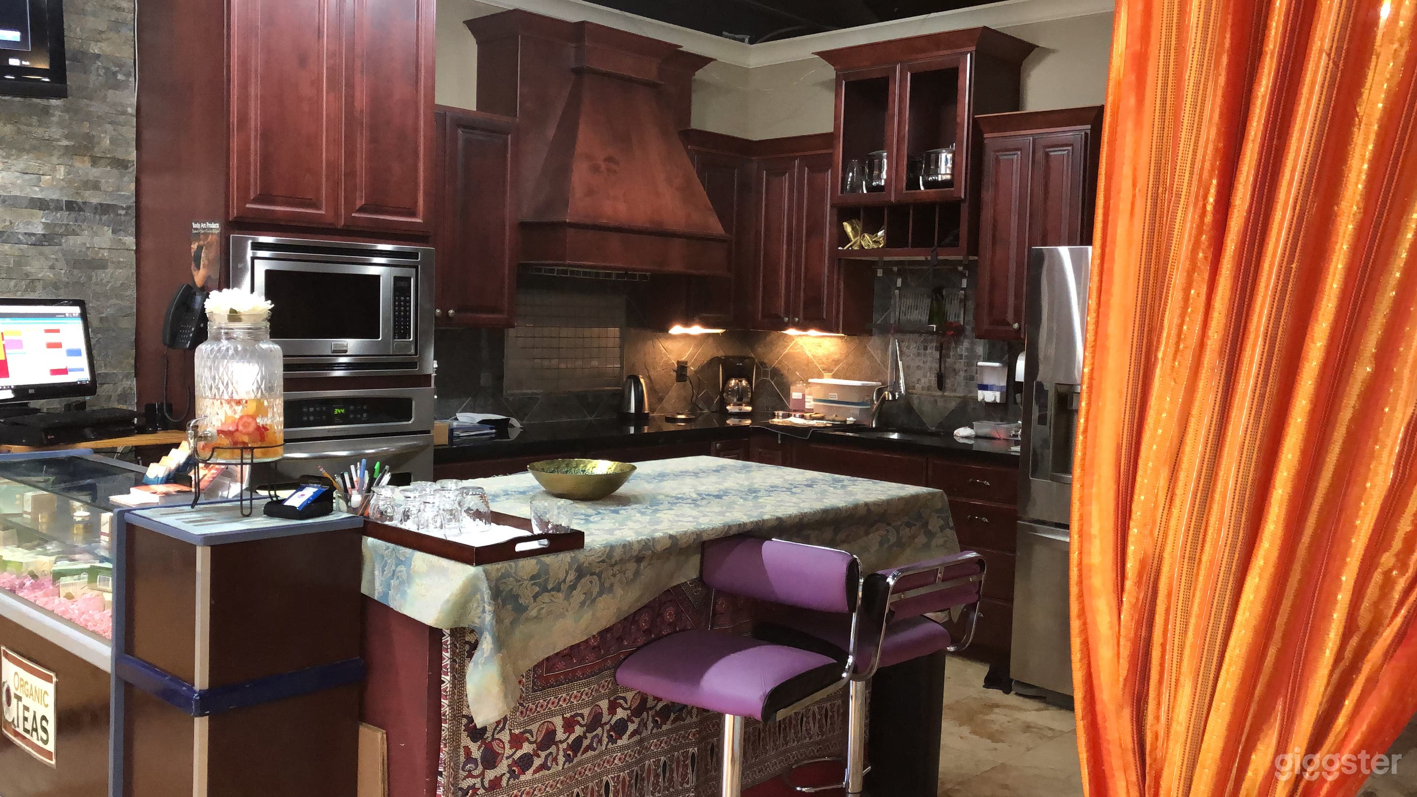 Beautiful Middle Eastern Themed Day Spa Photo 3