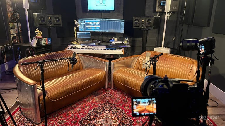  Creative Studio for Music Production, Podcast, DJ 