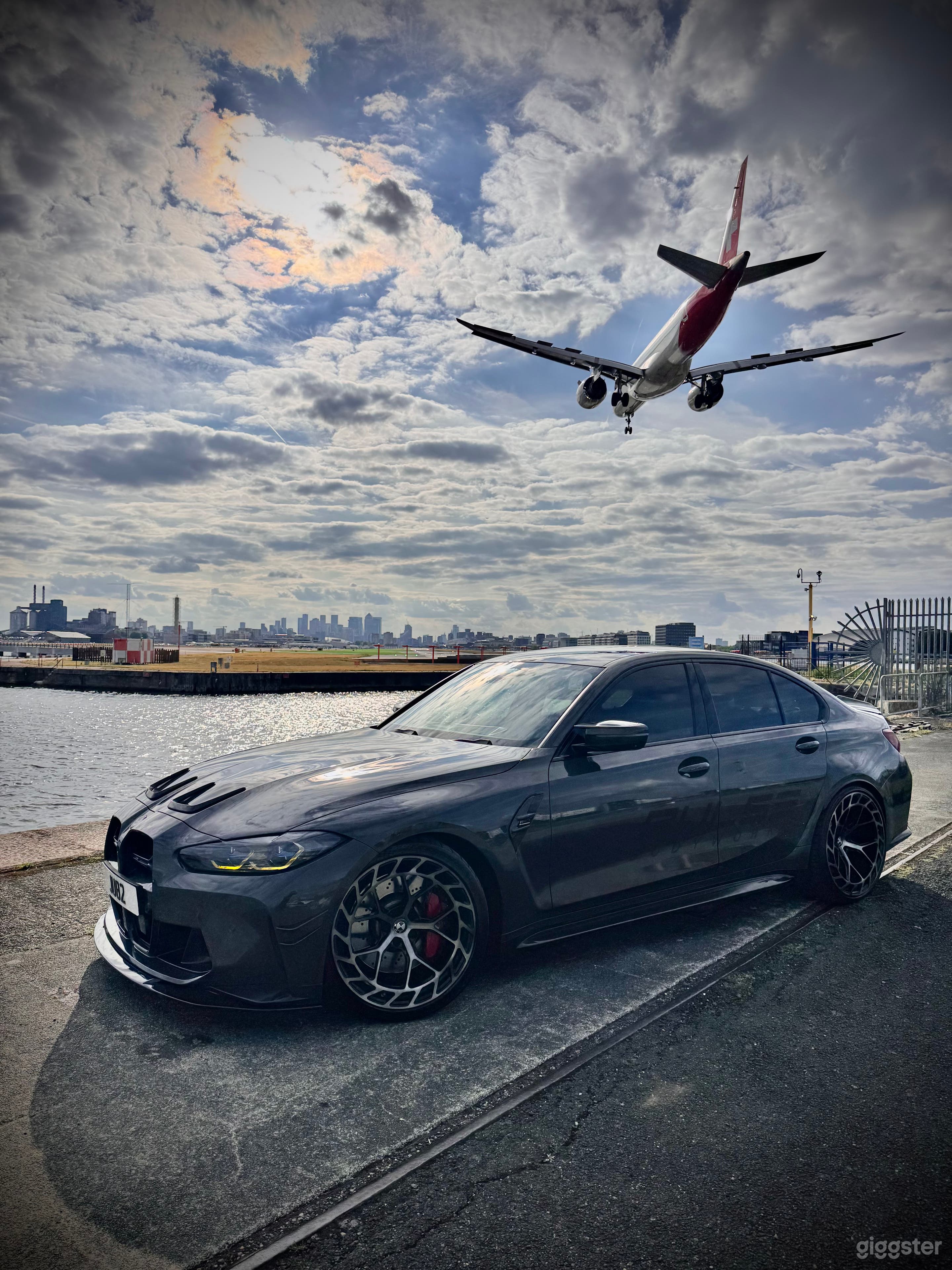 Modern BMW M3 Photo 2