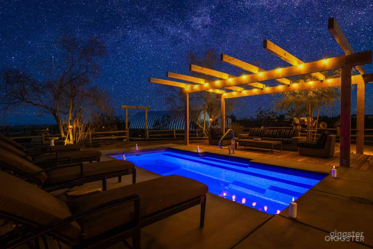  Desert Views & Poolside Paradise 