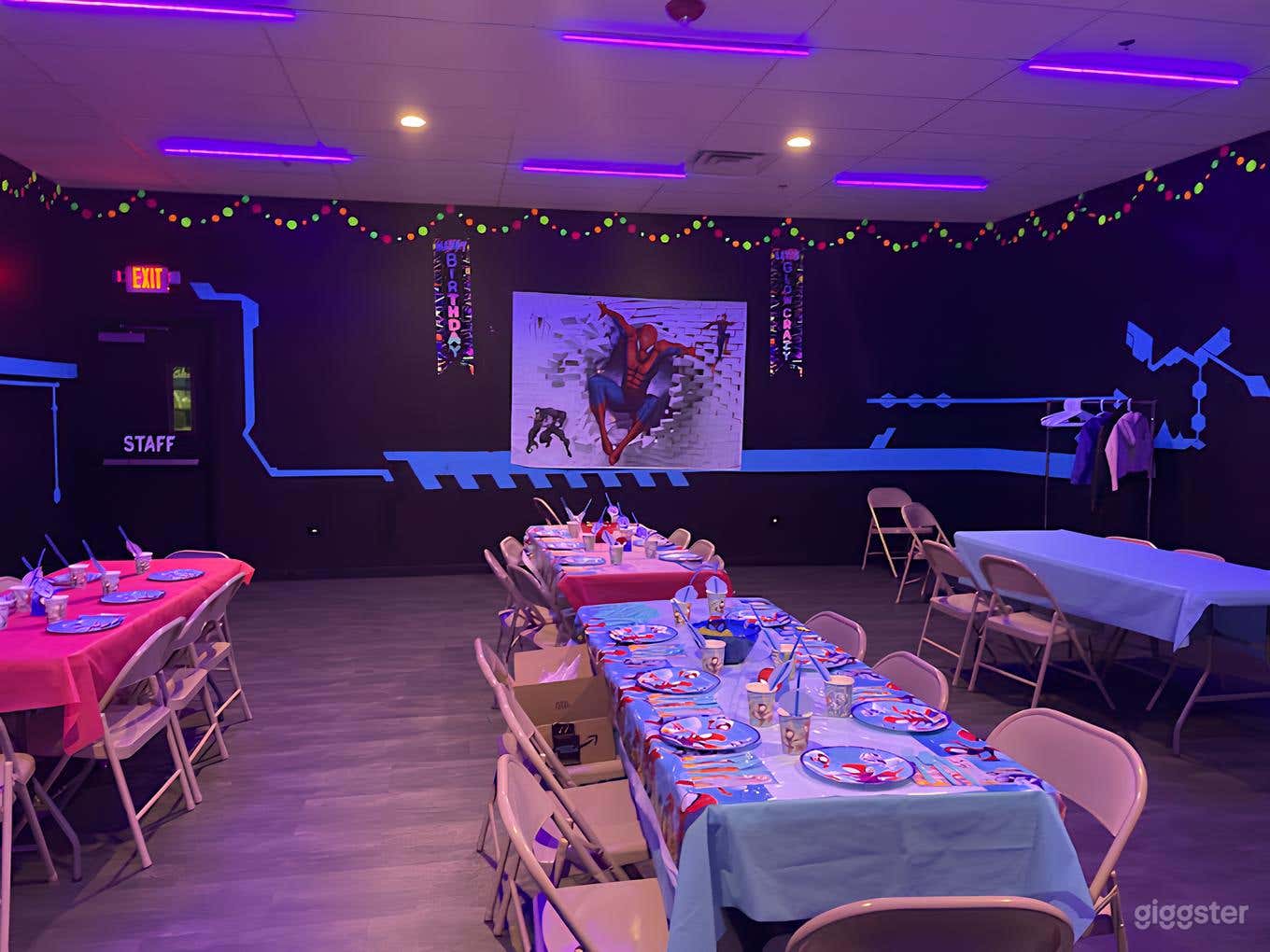 The UFO Room Photo 2