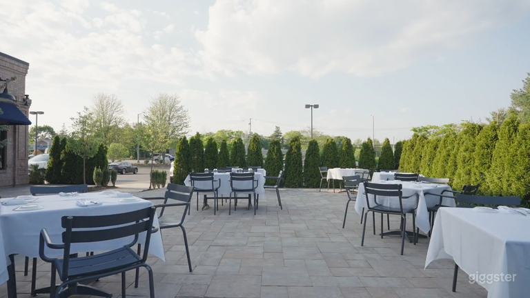  Greenview Patio: An Outdoor Venue 