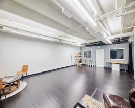  Large, Bright, Open Blank Space in Sunnyslope 