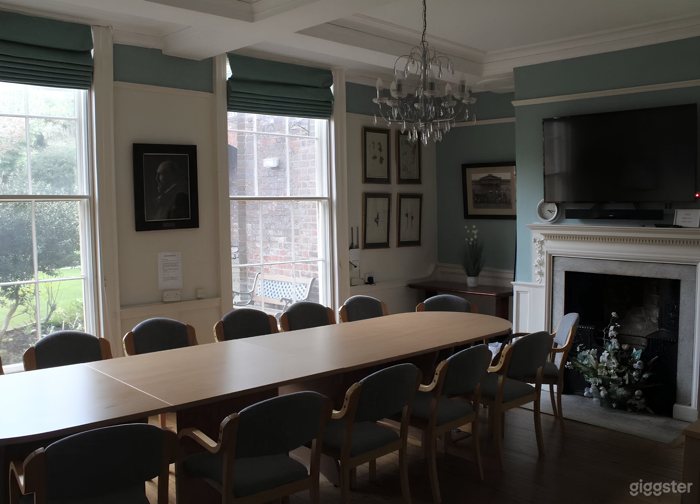 Anderson Room Overlooking Garden Photo 4