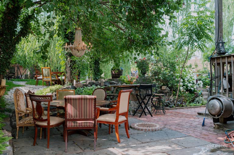  Historical Mansion with Gardens and Pool 